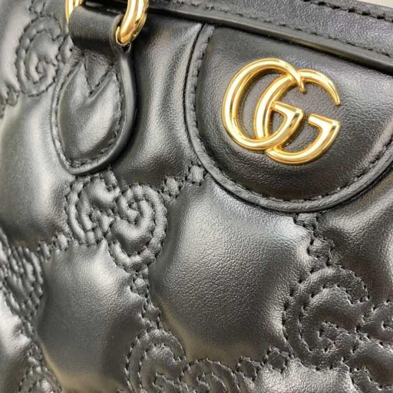 Resilient Gucci Top Handle Bags 50185