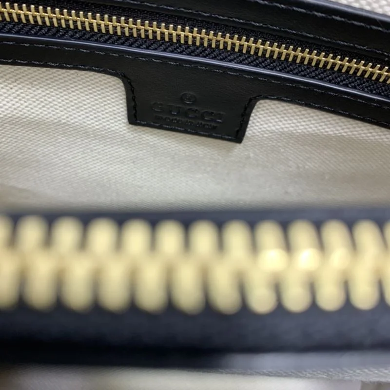 Resilient Gucci Top Handle Bags 50185