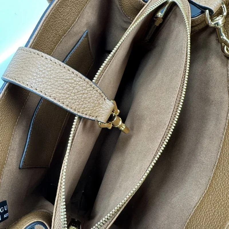 WellDesigned Gucci Top Handle Bags 50222