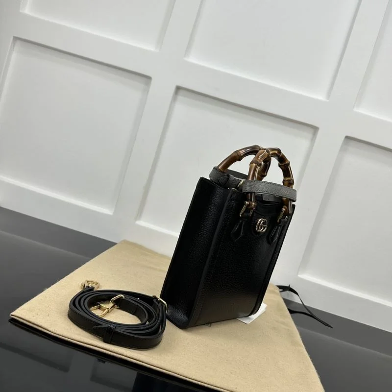 Tailored Gucci Top Handle Bags 50111