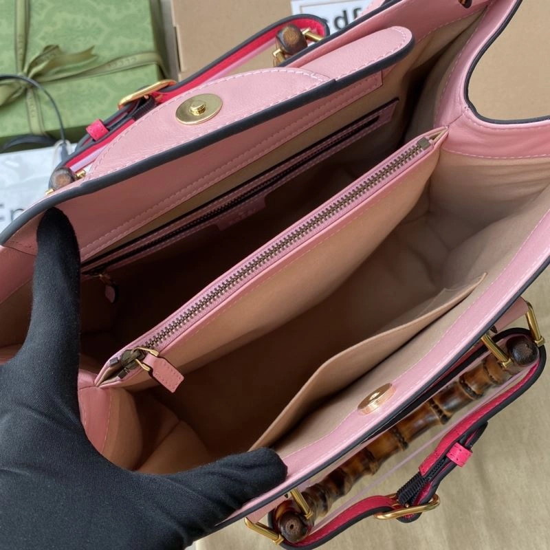 Lightweight Gucci Top Handle Bags 77612