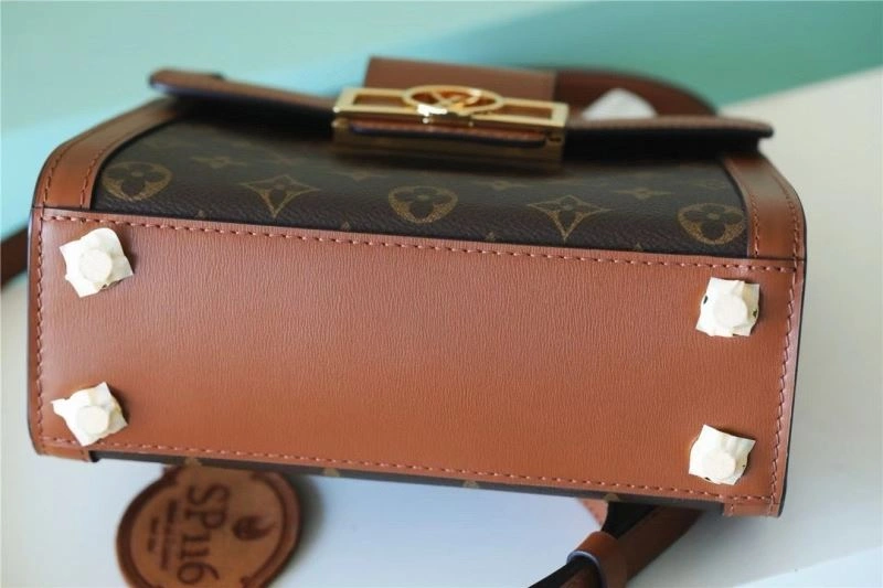 Contemporary Gucci Top Handle Bags 77610
