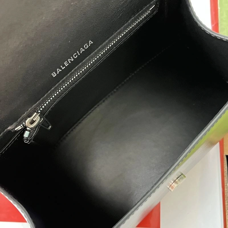 Durable Gucci Top Handle Bags 74444