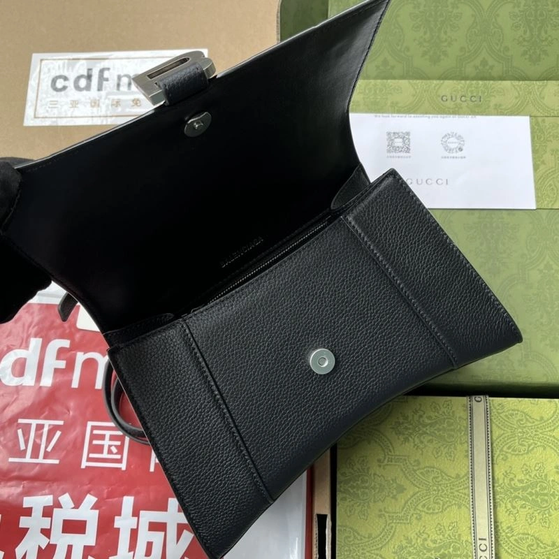 WaterResistant Gucci Top Handle Bags 74429