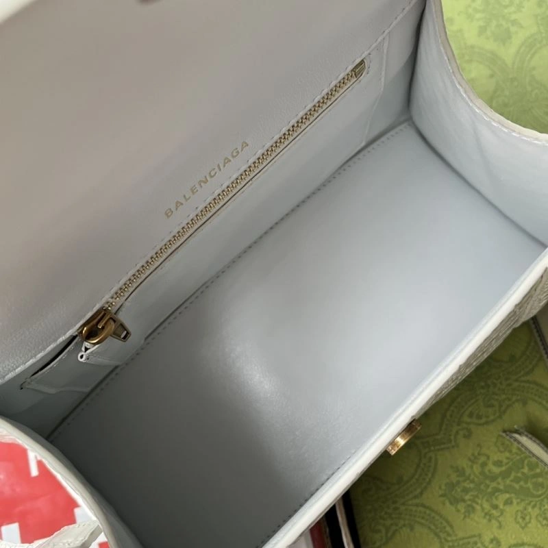 Refined Gucci Top Handle Bags 74414