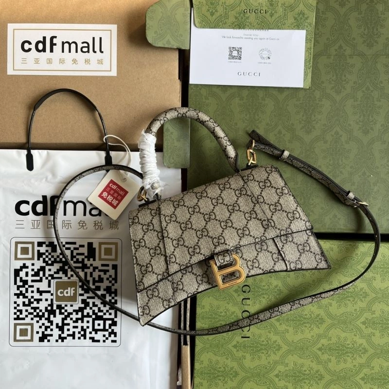 Packable Gucci Top Handle Bags 74400