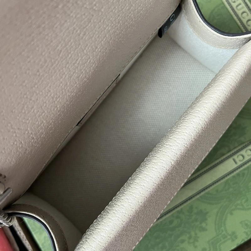 Breathable Gucci Top Handle Bags 74420