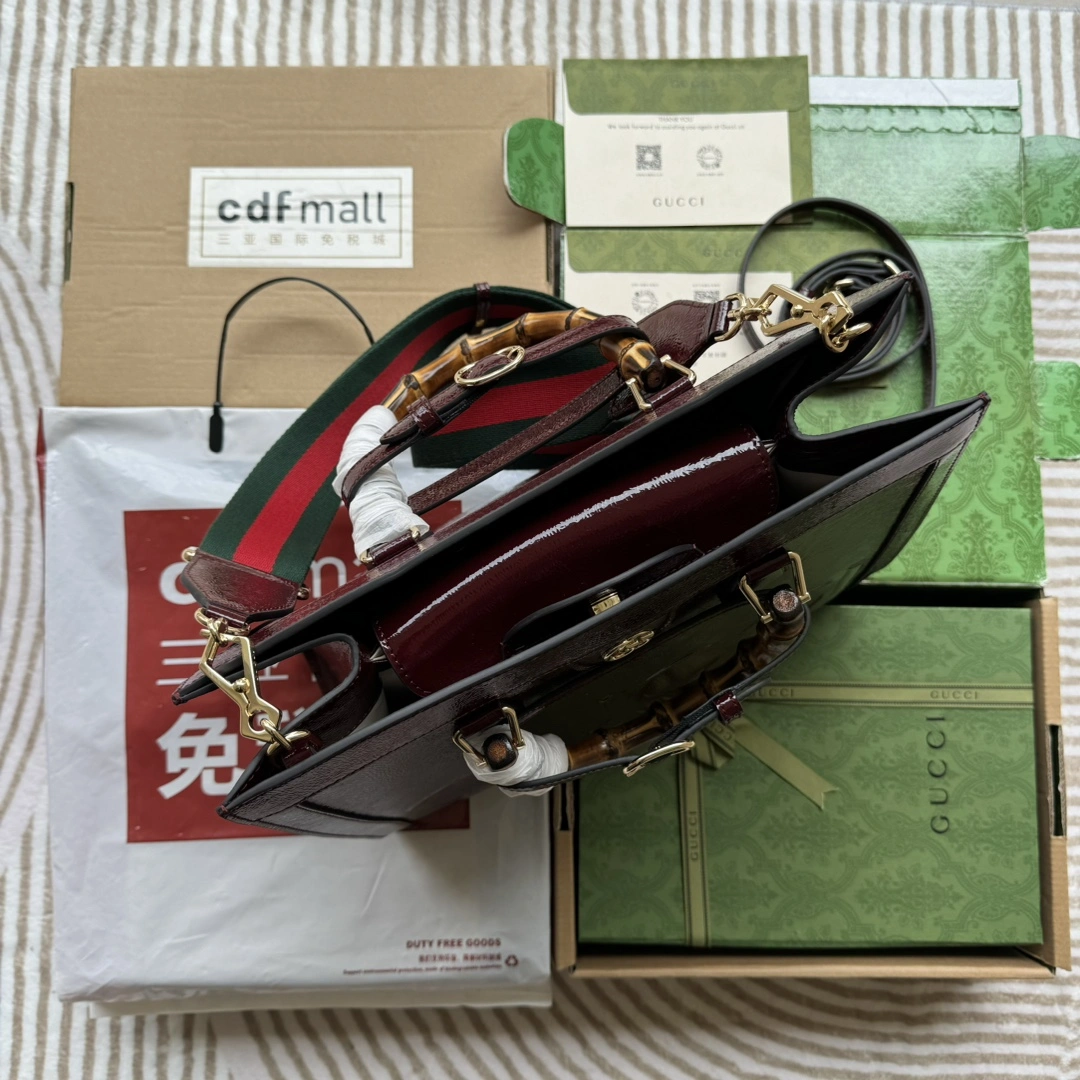 Casual Gucci Top Handle Bags 72332