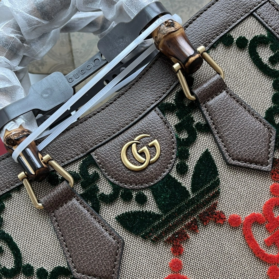 Timeless Gucci Top Handle Bags 72238