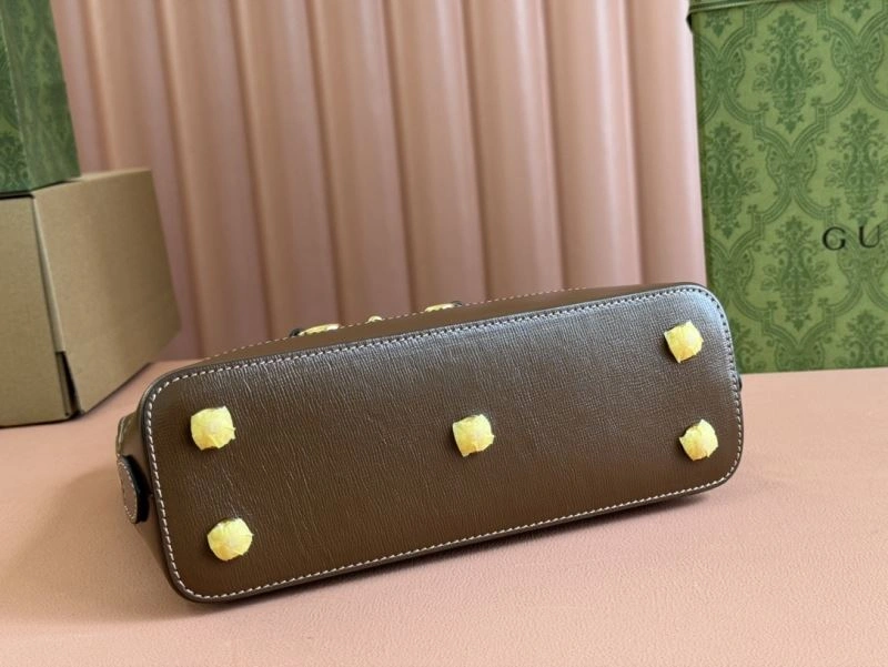 Compact Gucci Top Handle Bags 67301