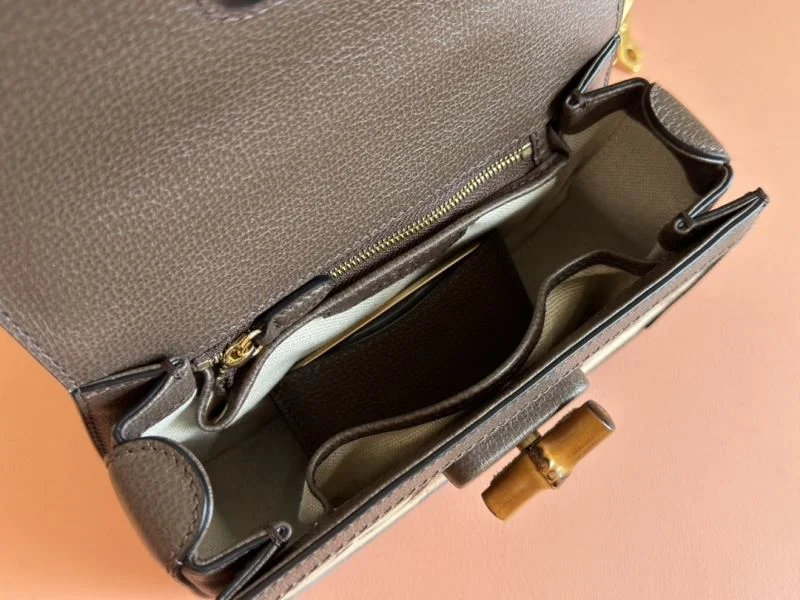 Comfortable Gucci Top Handle Bags 49592