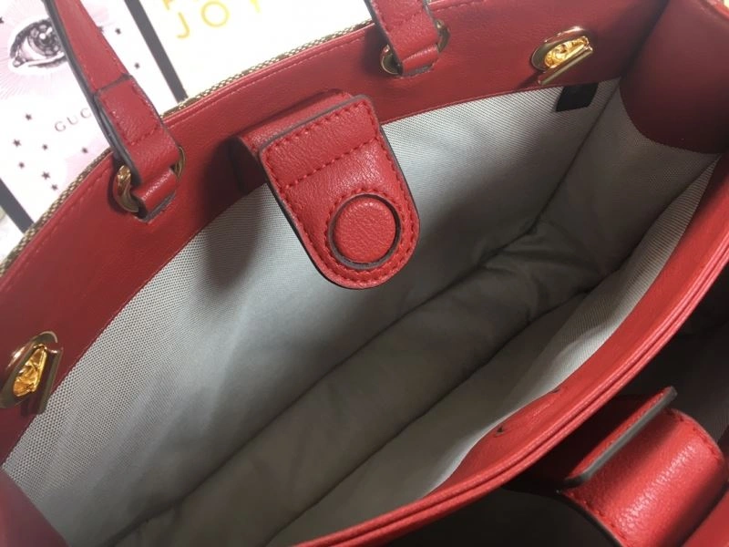 Flexible Gucci Travel Bags 80661
