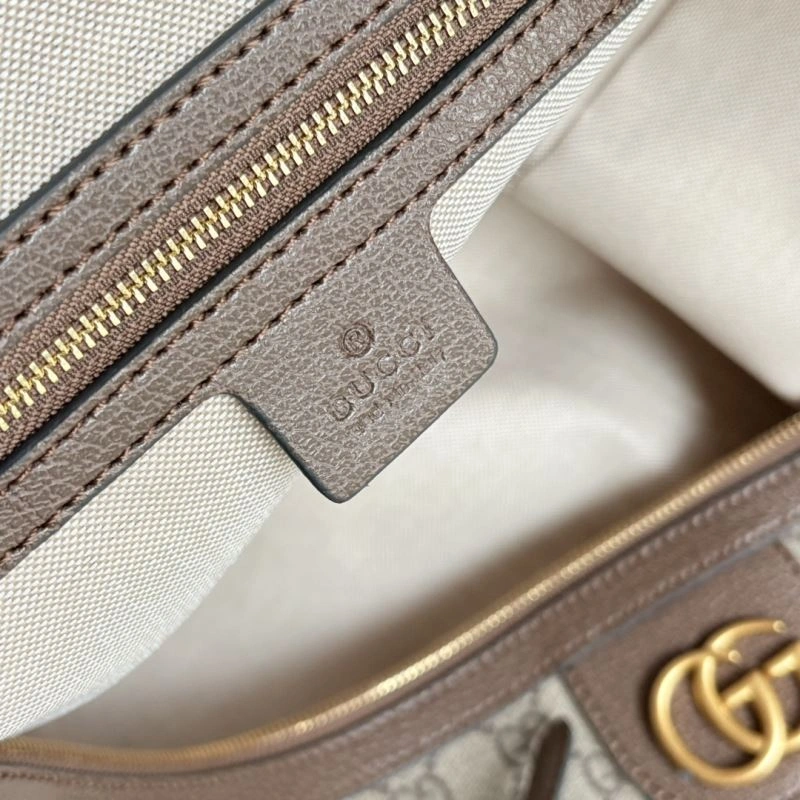 Sporty Gucci Travel Bags 80693