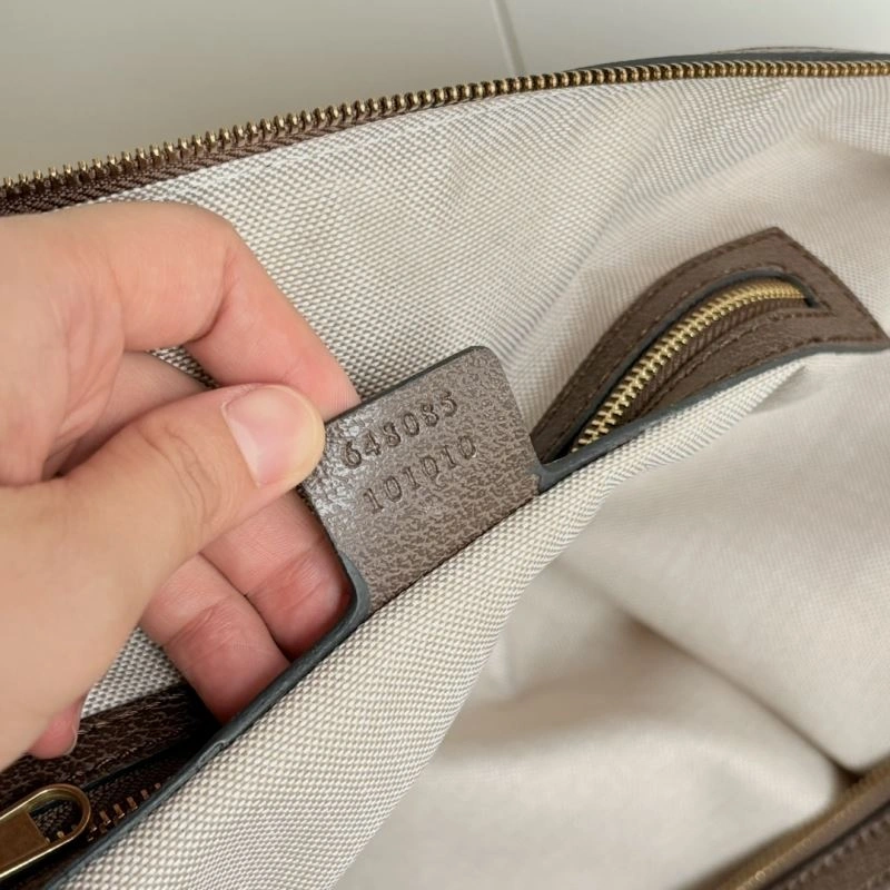 Sporty Gucci Travel Bags 80693