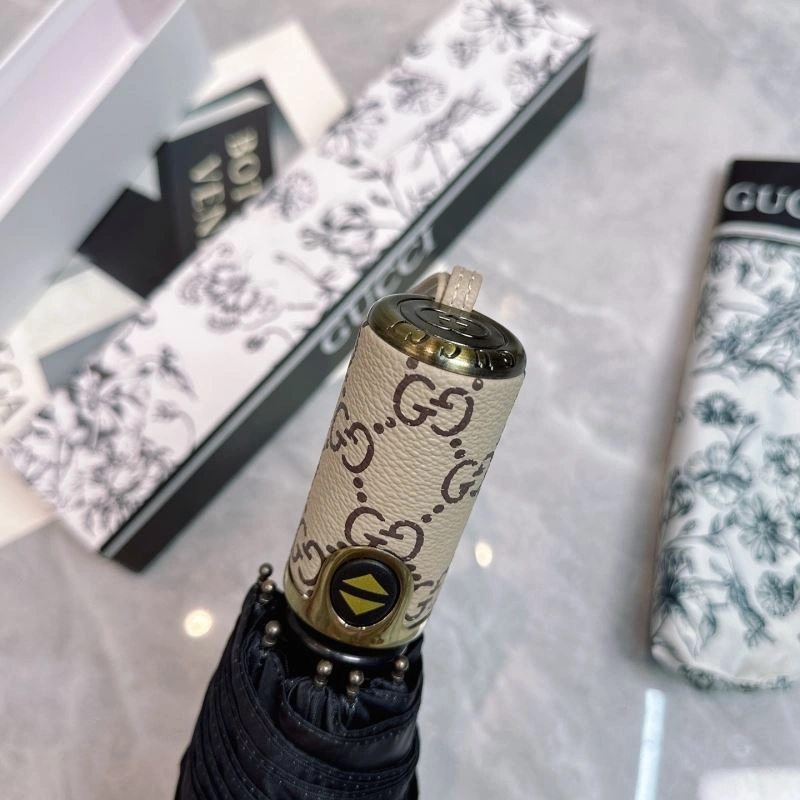 Sporty Gucci Umbrella 275521