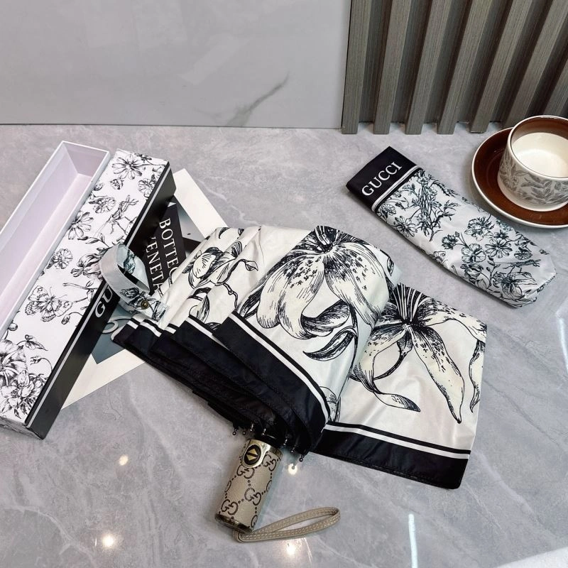 Sporty Gucci Umbrella 275521