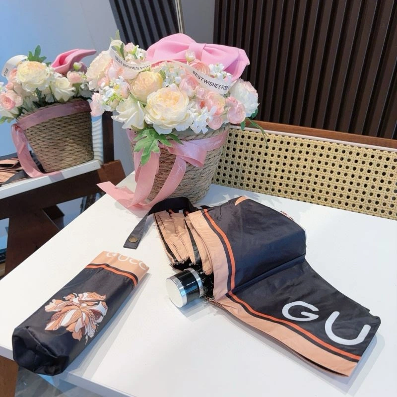 Vibrant Gucci Umbrella 275512