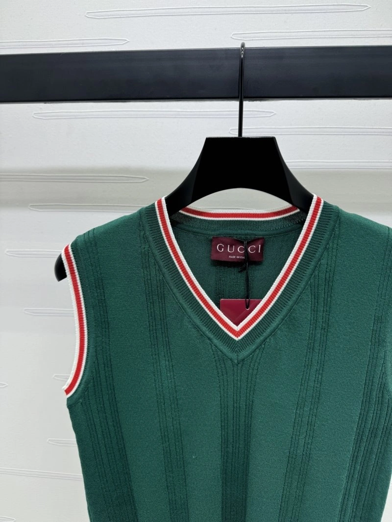 Gucci Vest Elegant 124536