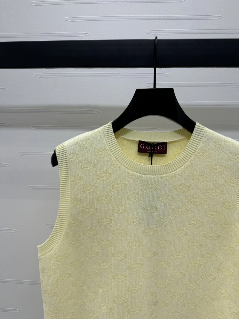 Gucci Vest Neat 124521