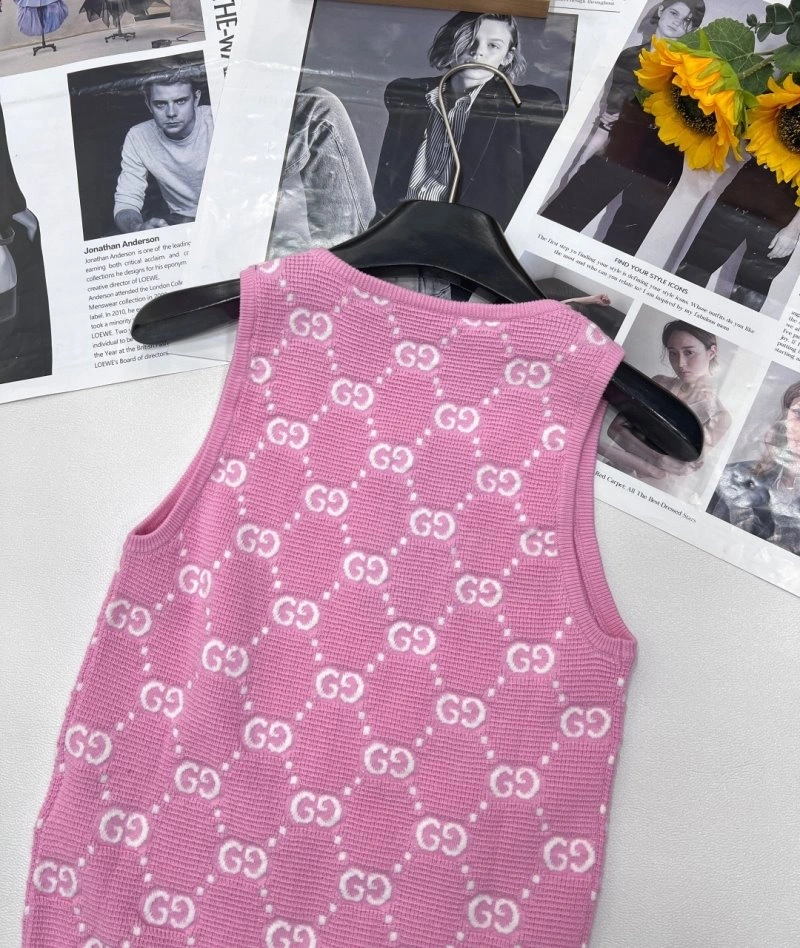 Gucci Vest MultiPurpose 124259