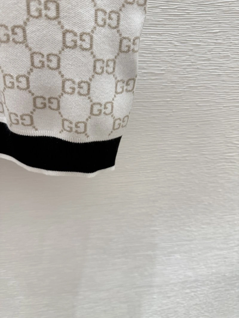 Gucci Vest Minimalist 124243