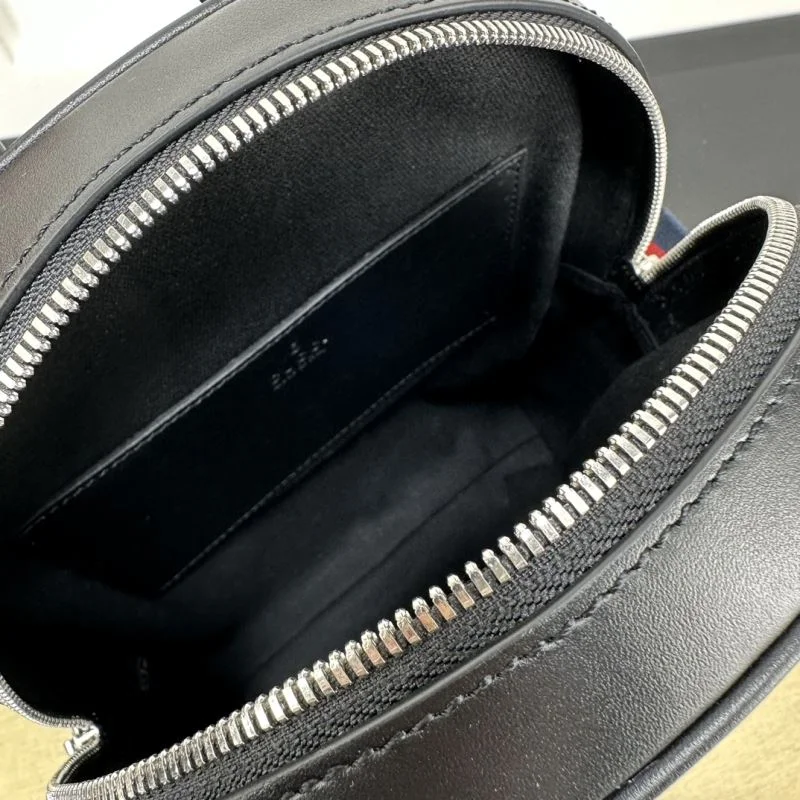 Gucci Waist Chest Packs Durable 50134