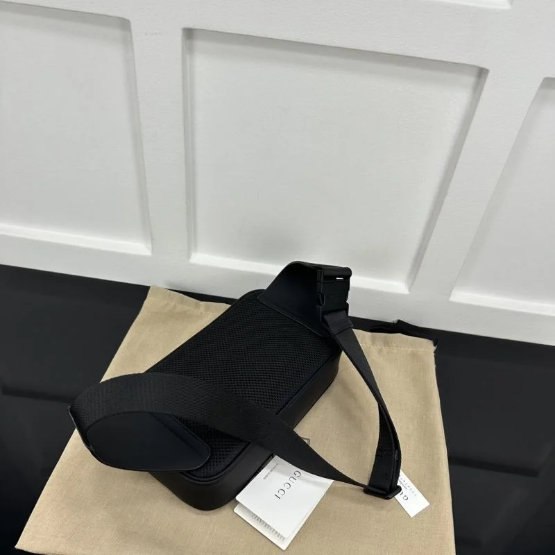 Gucci Waist Chest Packs Bold 50096