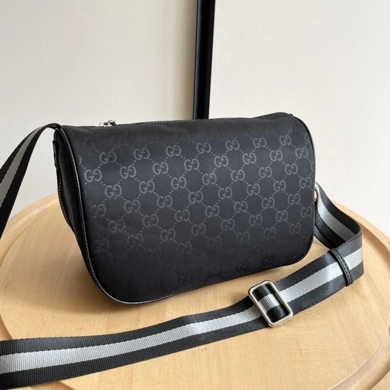 Gucci Waist Chest Packs Effortless 80629