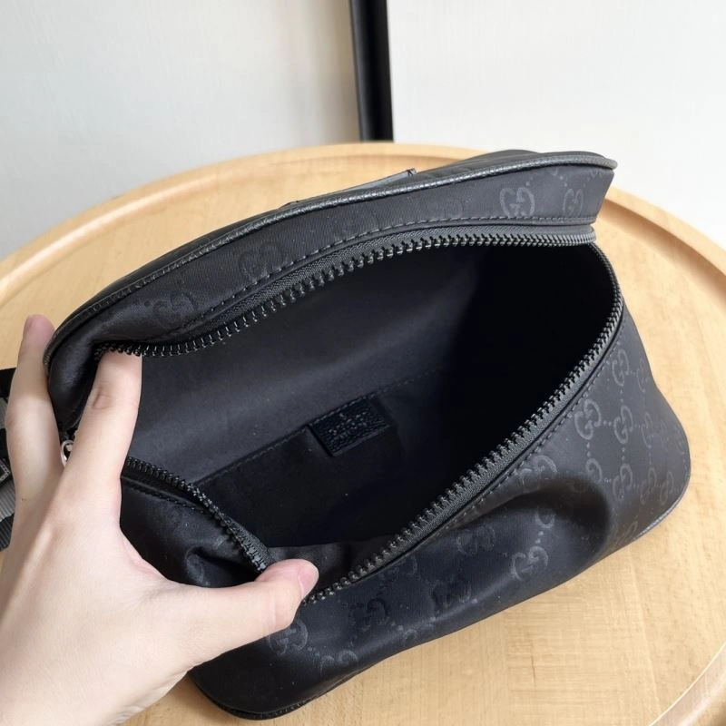 Gucci Waist Chest Packs Effortless 80629