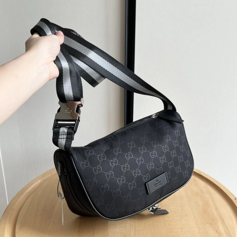 Gucci Waist Chest Packs Effortless 80629