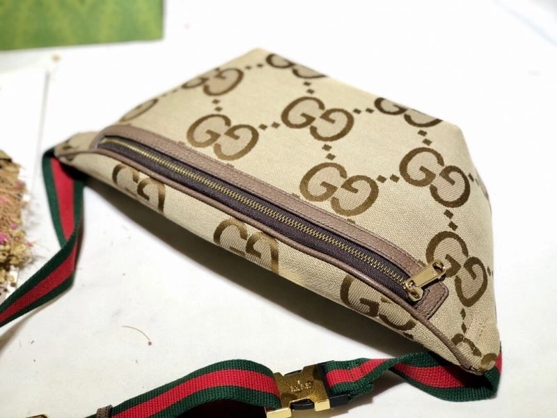 Gucci Waist Chest Packs Compact 80616