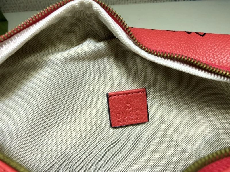 Gucci Waist Chest Packs Fashionable 80607