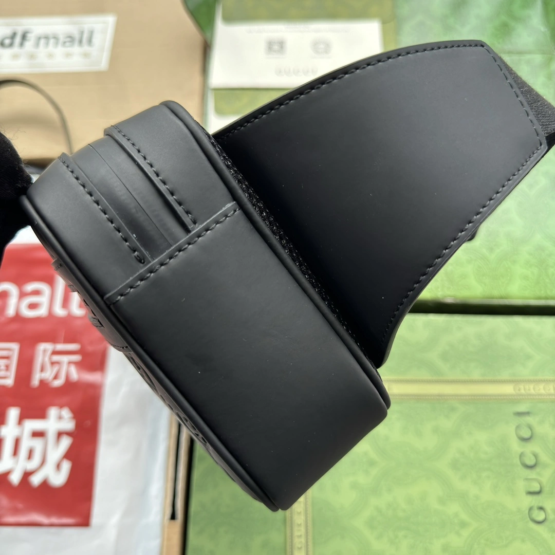 Gucci Waist Chest Packs Effortless 72234