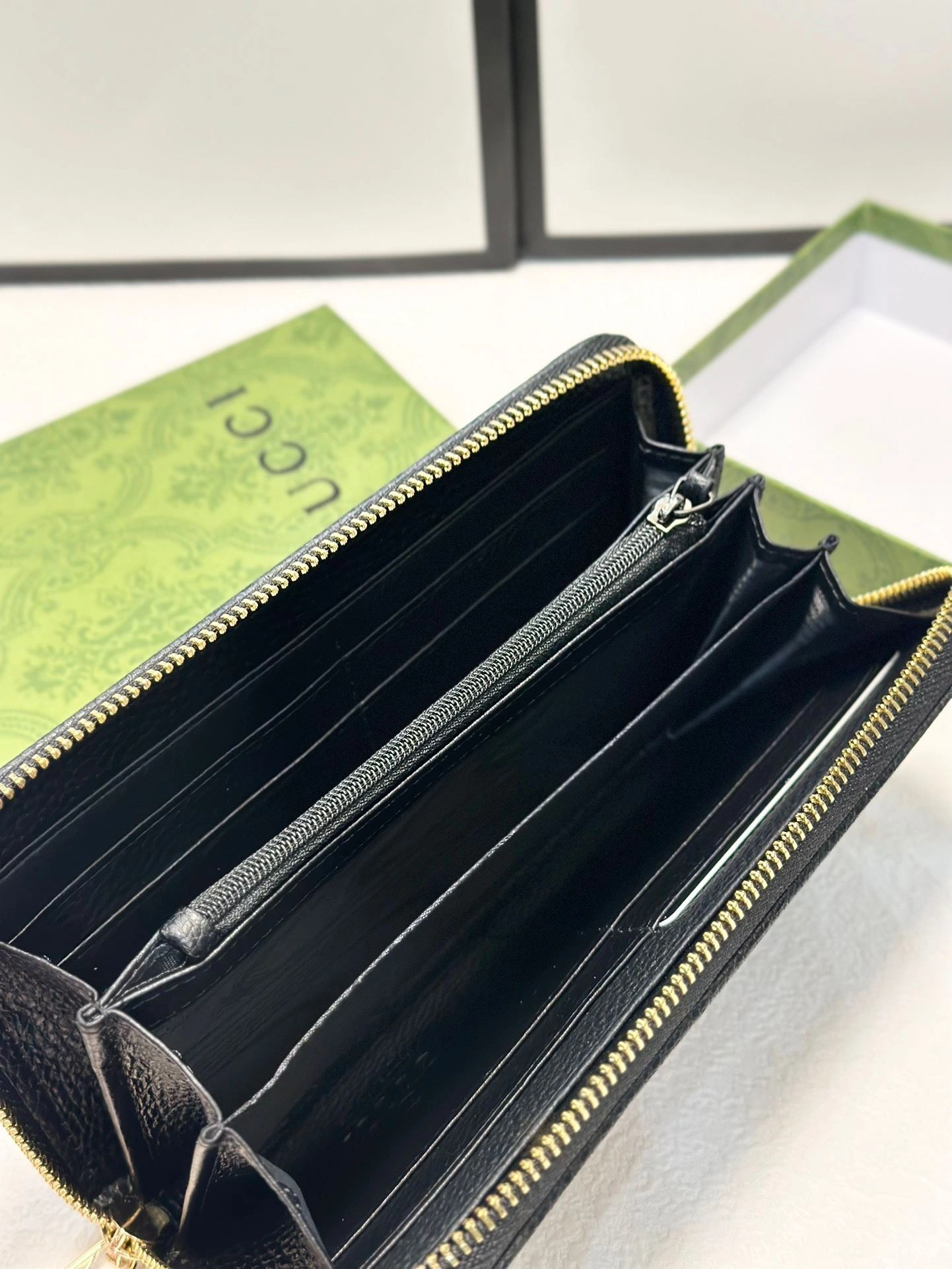 GoAnywhere Gucci Wallets Purse 93095