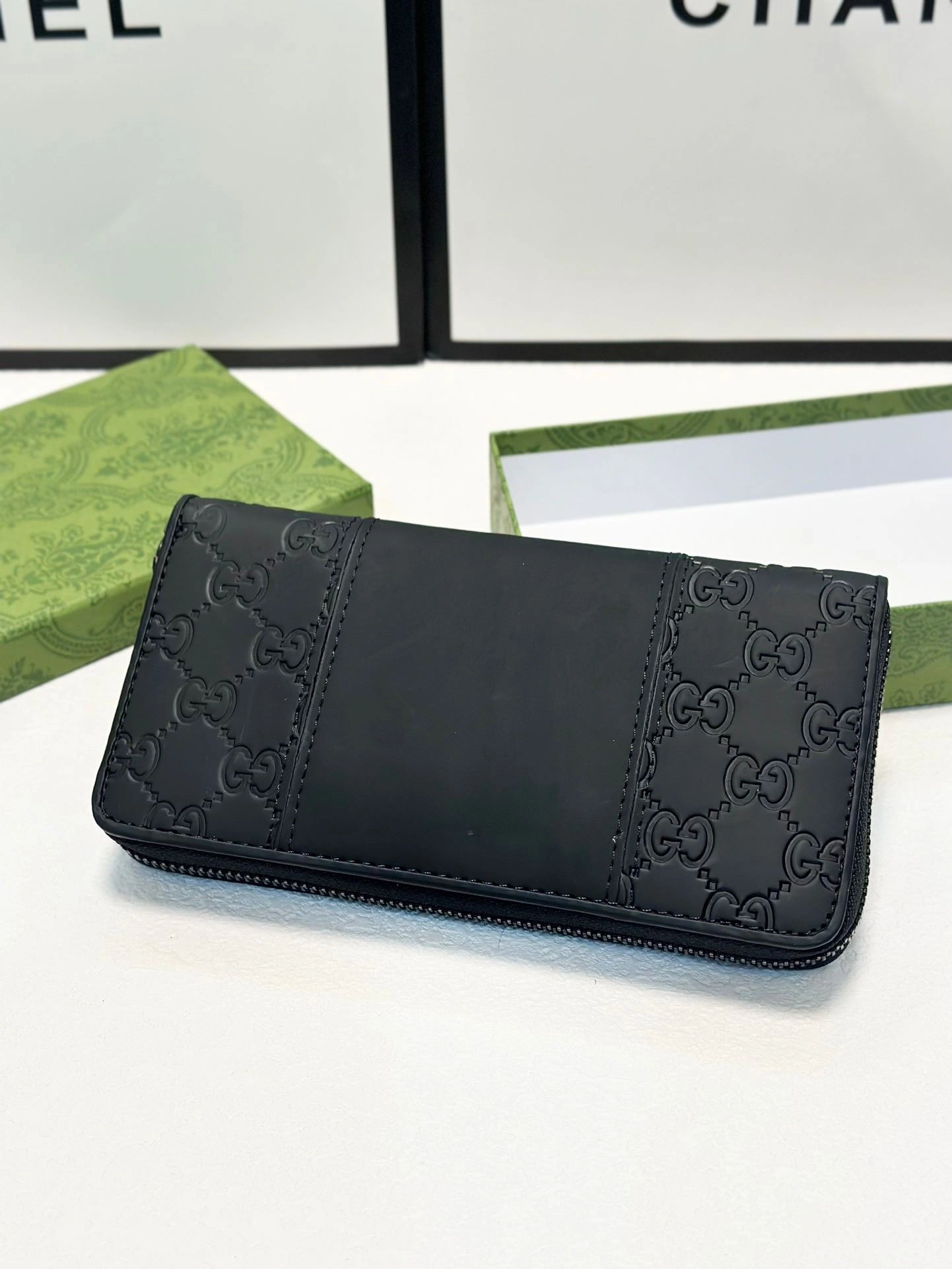 Gucci Wallets Purse Bright 93102