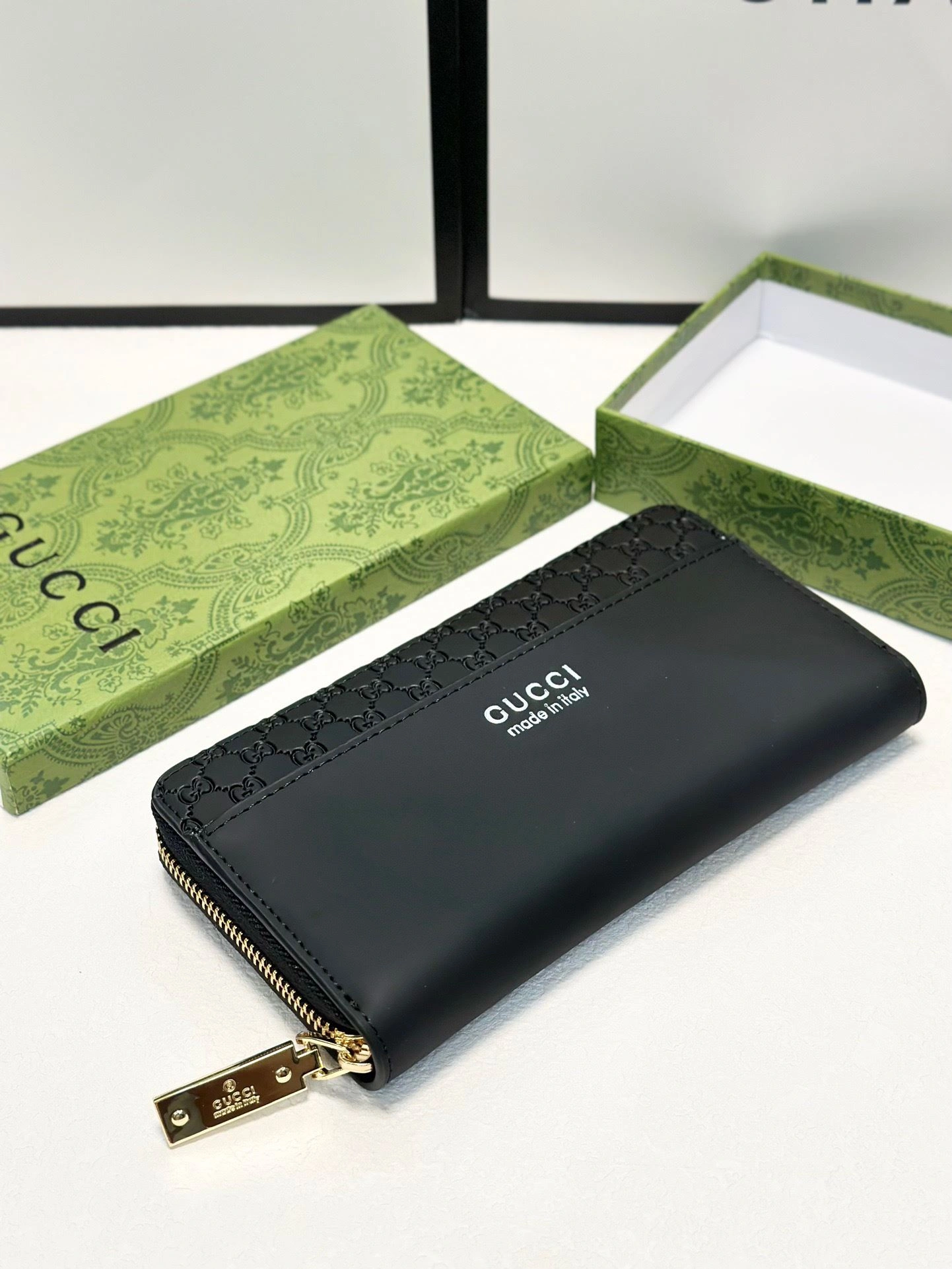 Gucci Wallets Purse EyeCatching 93094