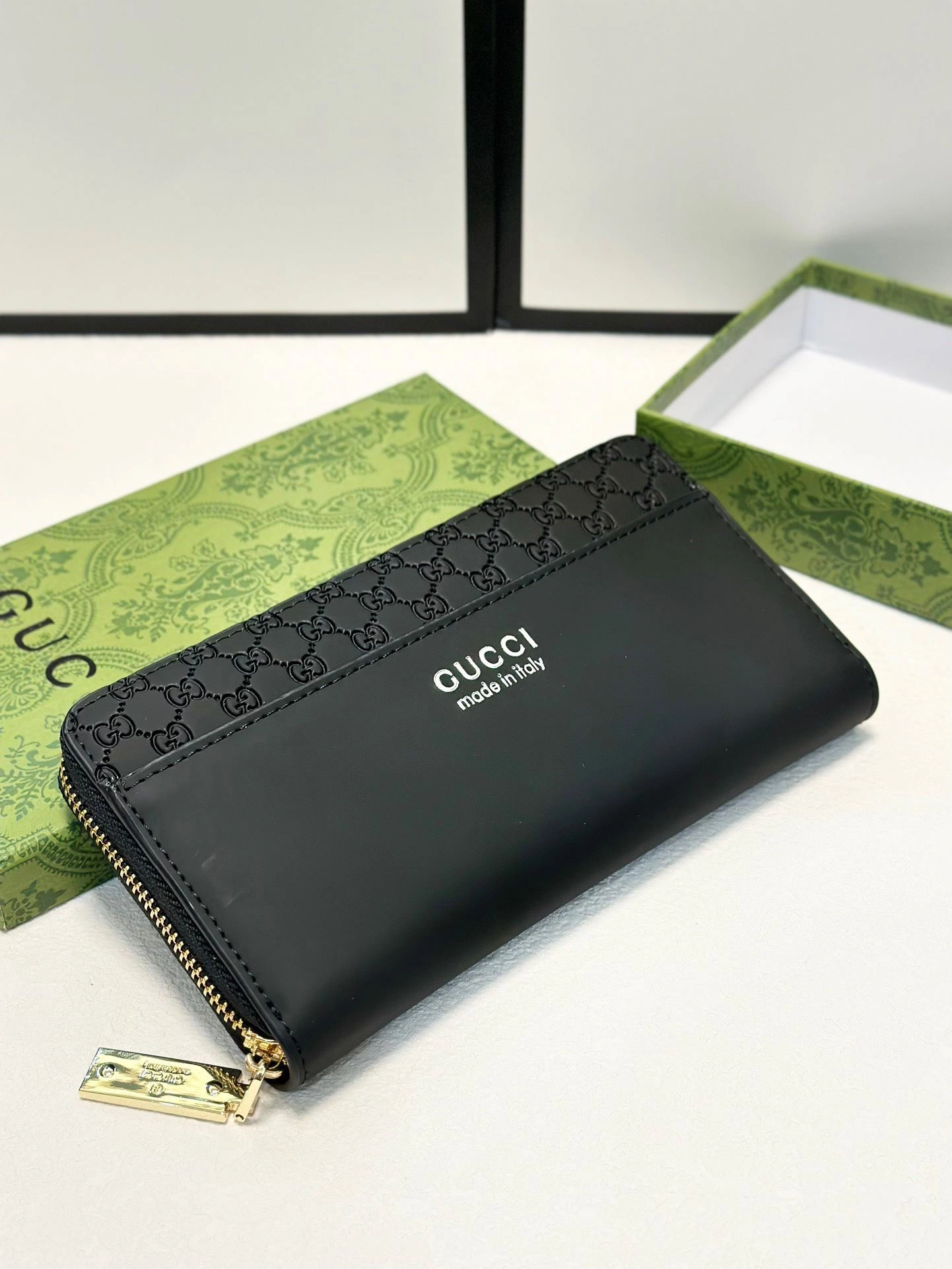 Gucci Wallets Purse EyeCatching 93094