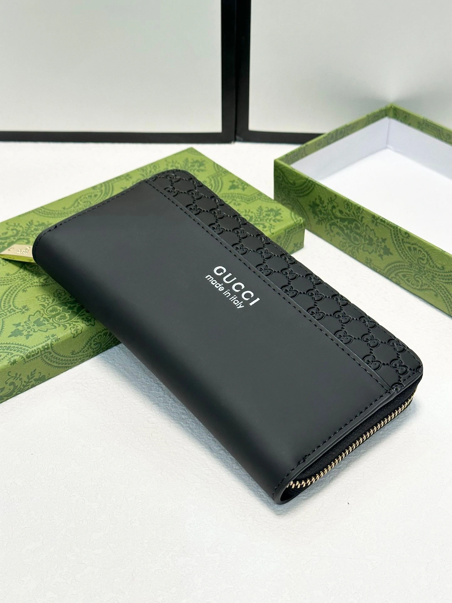 Gucci Wallets Purse EyeCatching 93094