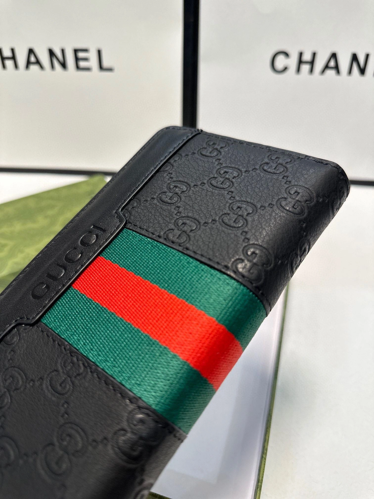 Vibrant Gucci Wallets Purse 93087