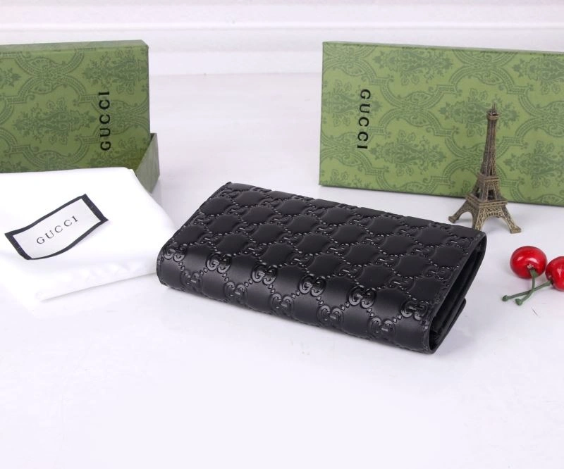 Gucci Wallets Purse Sleek 88164