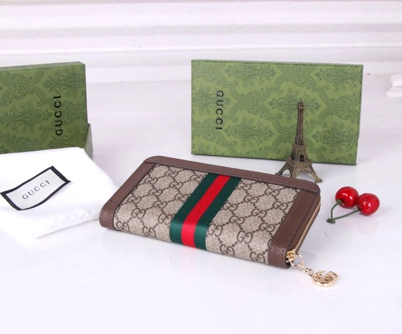 EyeCatching Gucci Wallets Purse 88153