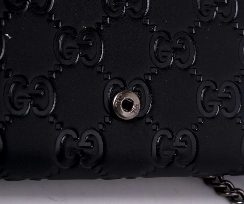 EyeCatching Gucci Wallets Purse 88133