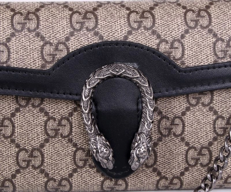 Gucci Wallets Purse EasyCare 88131
