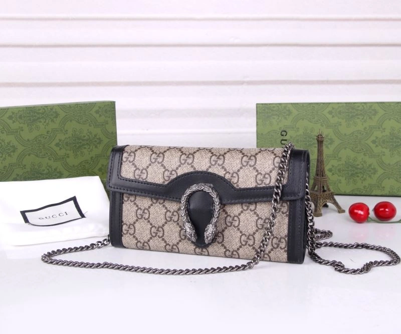 Gucci Wallets Purse EasyCare 88131