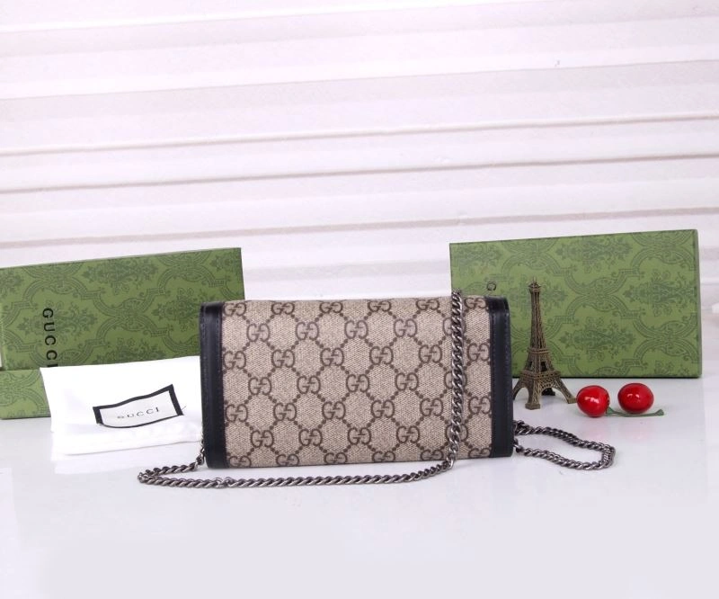 Gucci Wallets Purse EasyCare 88131