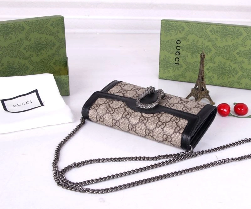 Gucci Wallets Purse EasyCare 88131