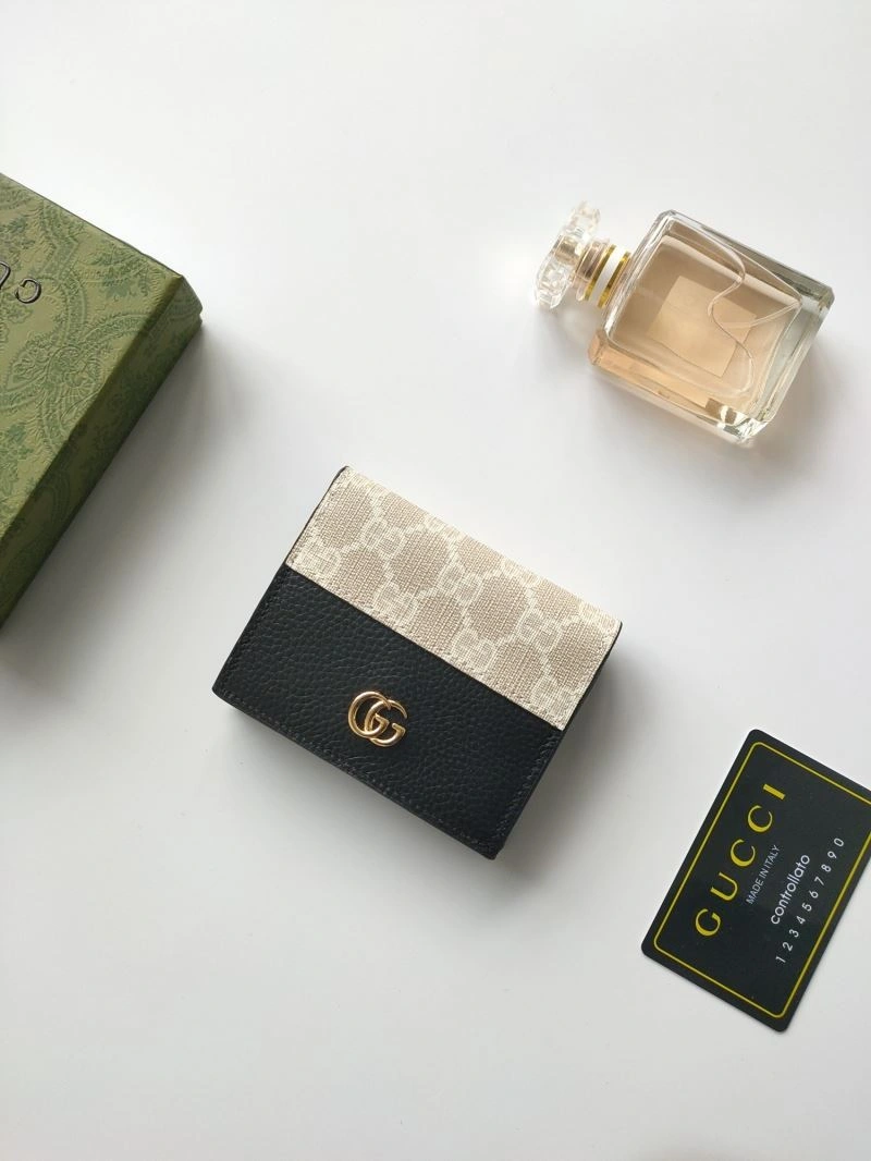 Gucci Wallets Purse Classic 89036