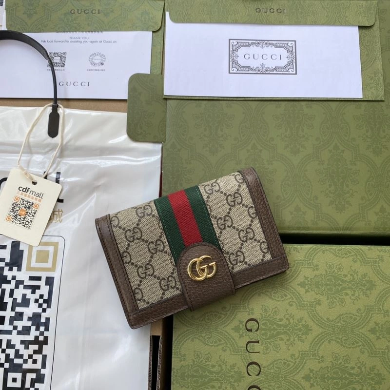 Gucci Wallets Purse Bright 74346