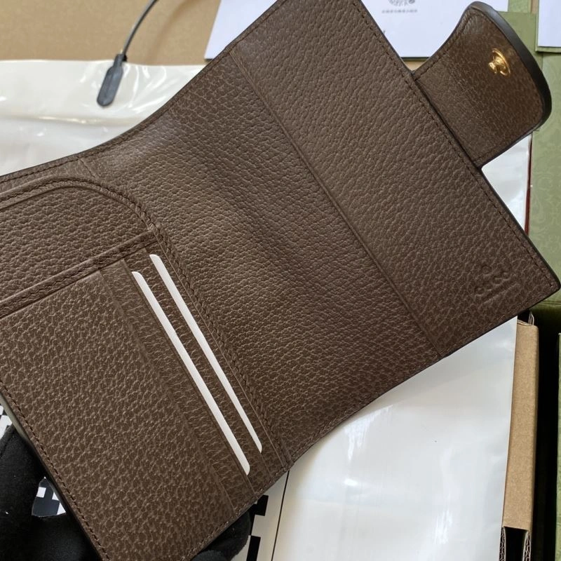 Gucci Wallets Purse Bright 74346