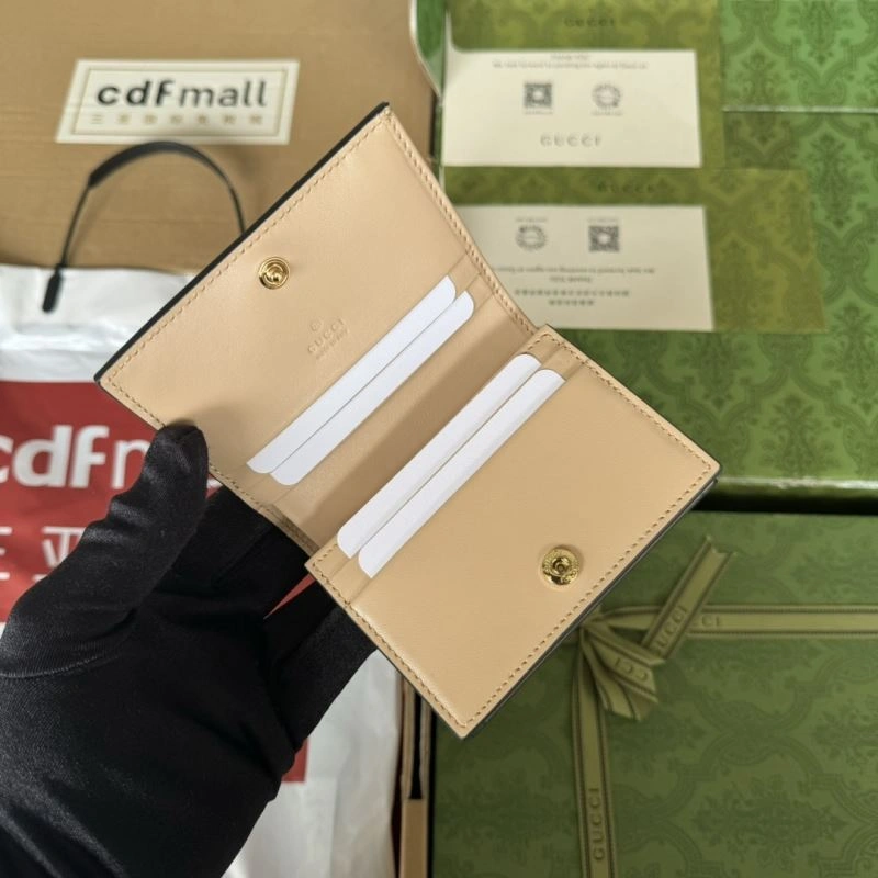Seasonal Gucci Wallets Purse 74329